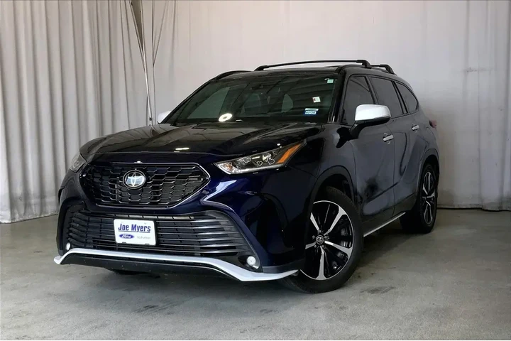 $25803 : Toyota Highlander 2021 XSE 4 image 2