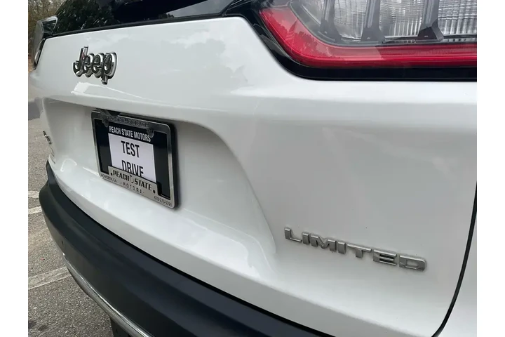 $12759 : Jeep Cherokee 2019 4x4 High image 10