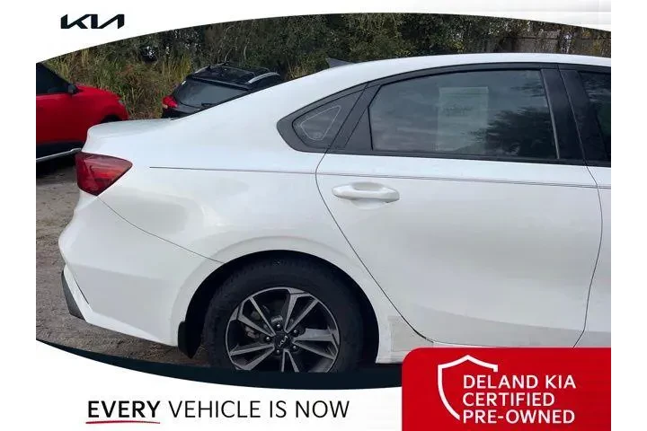 $15429 : Kia Forte 2024 LXS 4dr Sedan image 8