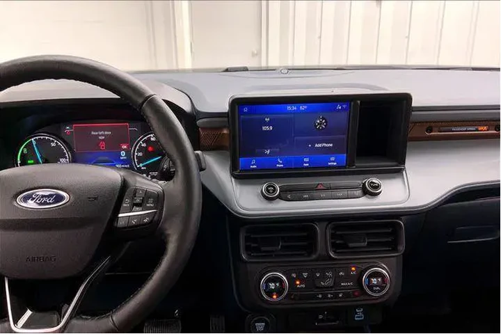 $25490 : Ford Maverick 2022 Lariat 4d image 6