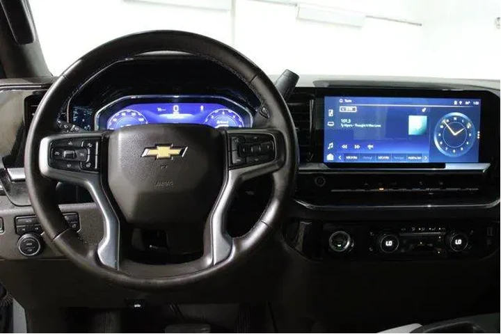 $35892 : Chevrolet Silverado 1500 202 image 8