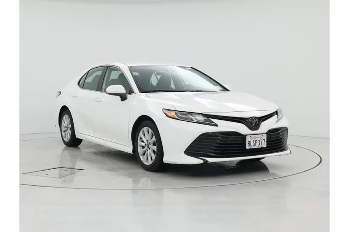 $18998 : Toyota Camry 2019 LE 4dr Sed image 1