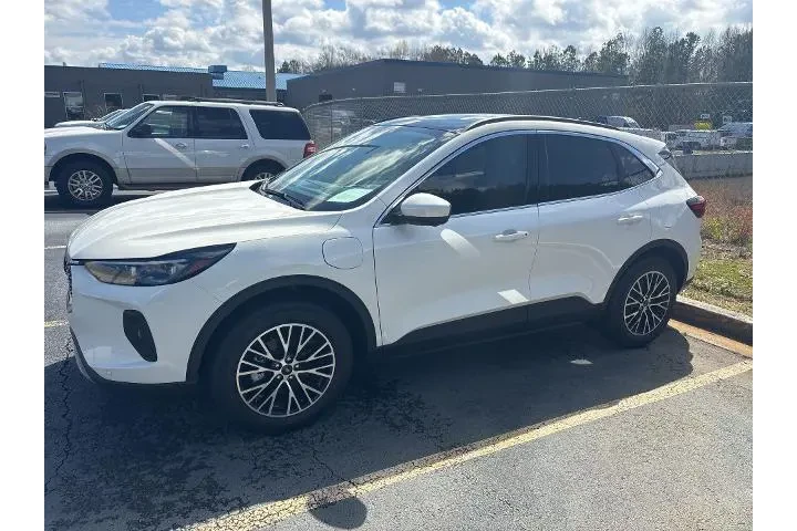 $27888 : Ford Escape Plug-In Hybrid 2 image 1