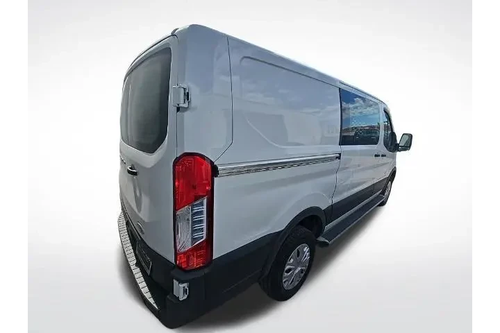 $34200 : Ford Transit 2023 250 3dr SW image 9