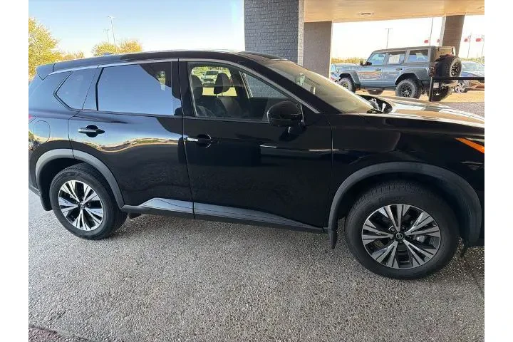 $19352 : Nissan Rogue 2021 SV 4dr Cro image 3