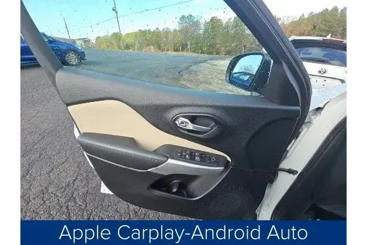 $16998 : Jeep Cherokee 2017 4x4 Latit image 10