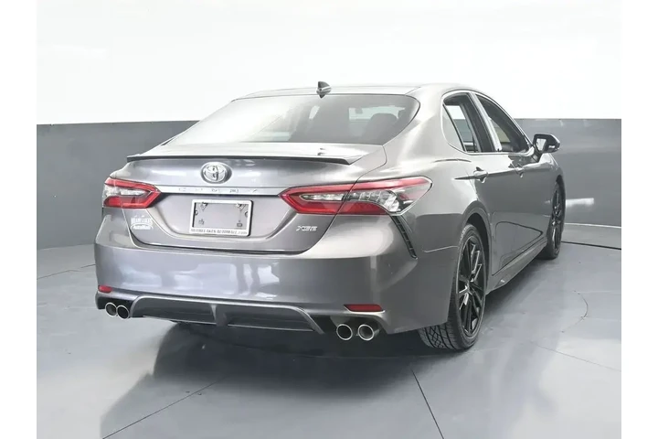 $21591 : Toyota Camry 2021 XSE V6 4dr image 5