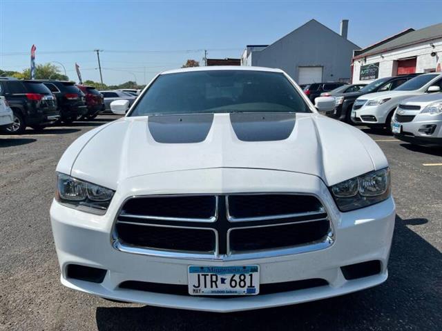 $13500 : 2014 Charger SE image 3