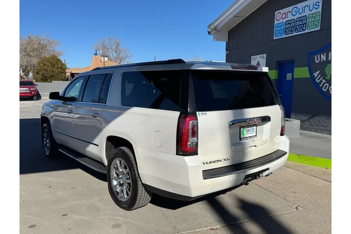 2016 GMC Yukon XL Denali 4WD image 7