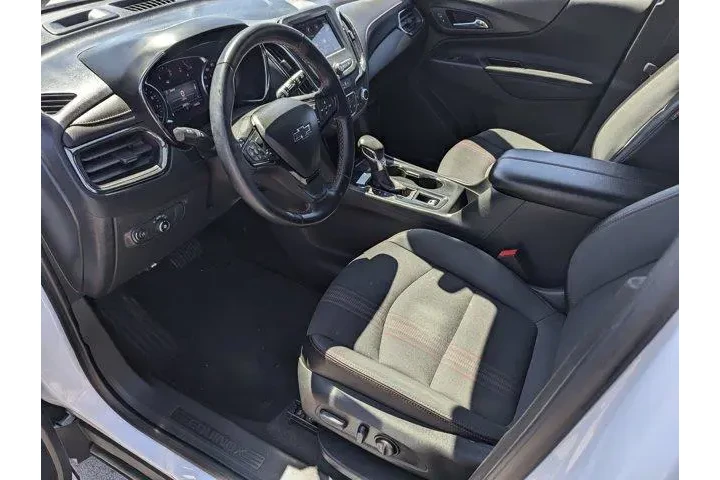 $27999 : Chevrolet Equinox 2024 RS 4d image 9