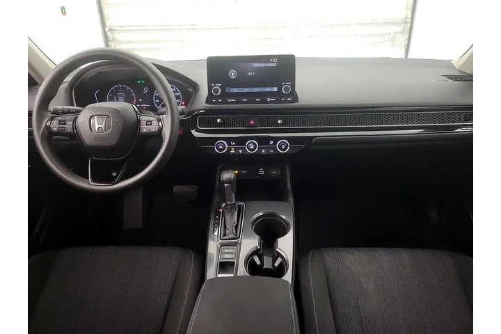 $23998 : Honda Civic 2022 LX 4dr Seda image 9