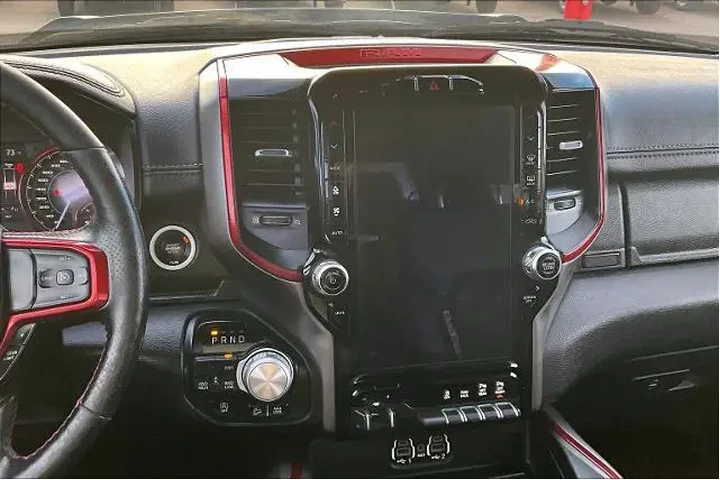 $30936 : Ram 1500 2020 4x4 Rebel 4dr image 6