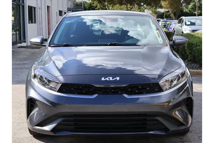 $15795 : Kia Forte 2024 LXS 4dr Sedan image 9