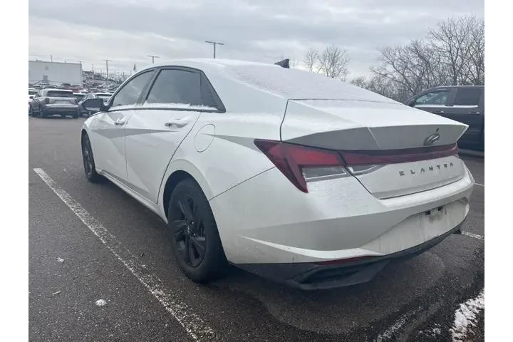 $13998 : Hyundai ELANTRA 2021 SEL 4dr image 6