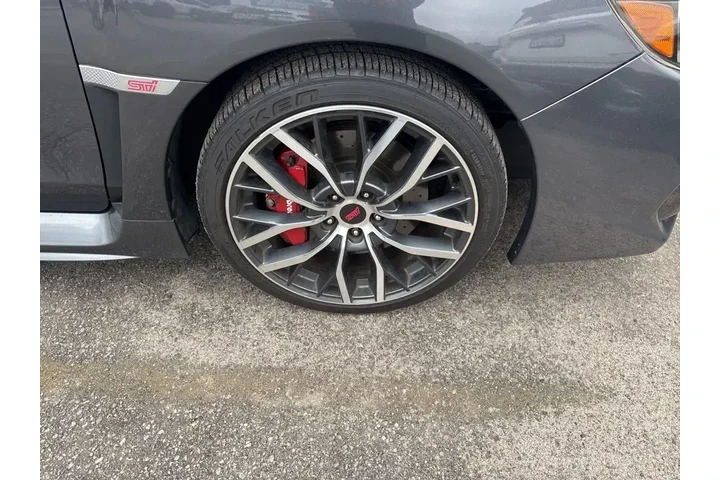 $33000 : Subaru WRX 2020 AWD STI 4dr image 4
