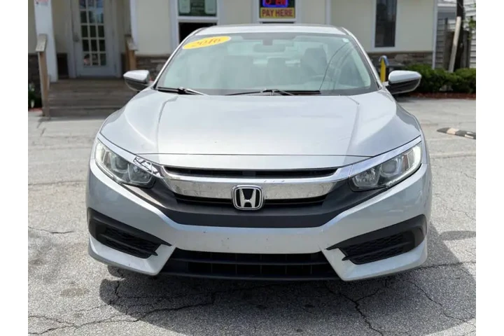 $10900 : 2016 Civic LX image 4
