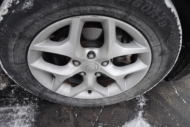 $14995 : 2018 PACIFICA image 6