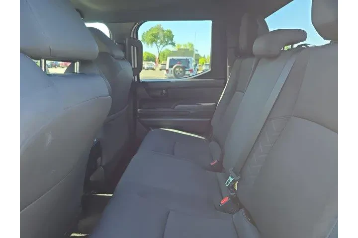 $35995 : Toyota Tacoma 2024 4x4 SR 4d image 8