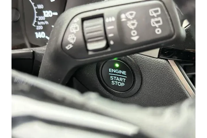 $18998 : Ford Escape 2021 SE 4dr SUV image 9