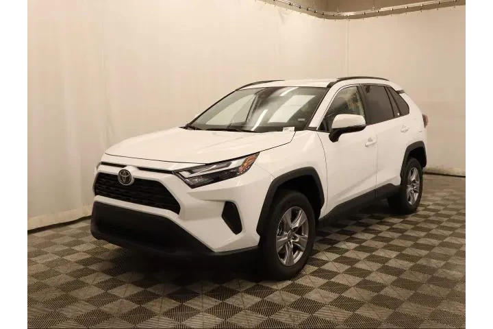 $33995 : Toyota RAV4 2025 XLE 4dr SUV image 10