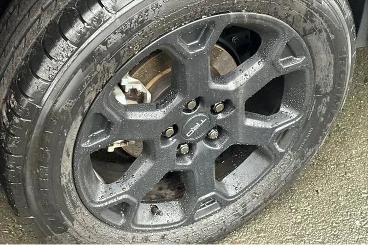 $29990 : Toyota RAV4 2021 AWD TRD Off image 7