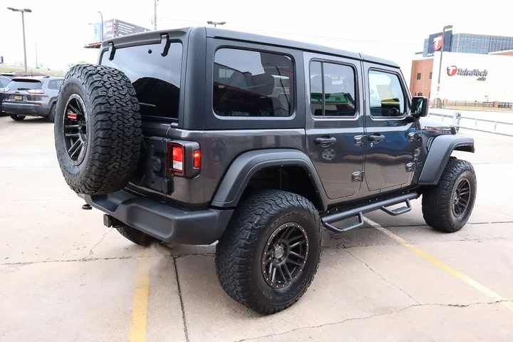 $32287 : 2021 Wrangler Unlimited Freed image 5
