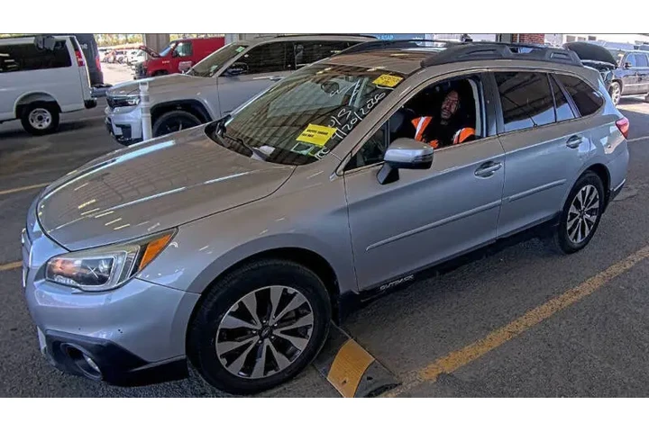 $9995 : 2015 Outback 2.5i Limited image 2