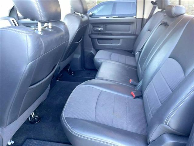 $16000 : 2011 RAM 1500 CREW CAB image 8