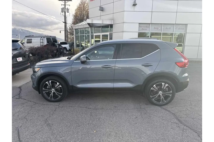 $24910 : 2020 XC40 Inscription image 9
