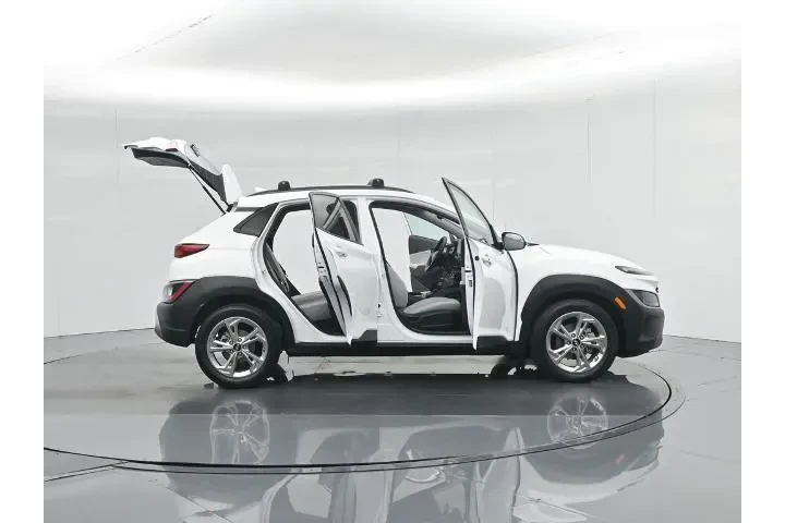 $19500 : Hyundai KONA 2023 SEL 4dr Cr image 5