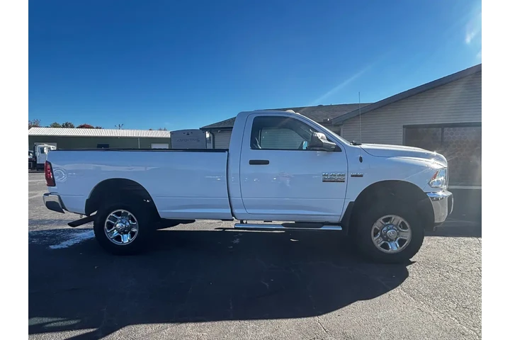 $19995 : 2014 RAM 2500 image 2