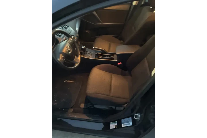 $9988 : Mazda Mazda3 2012 i Touring image 2