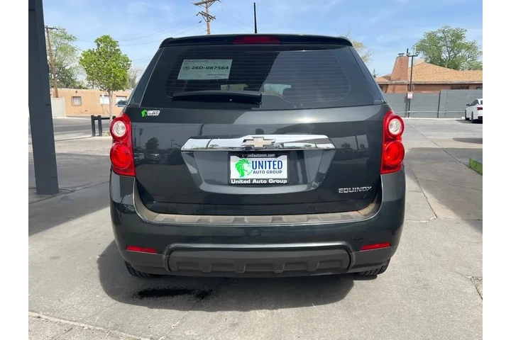 2013 Equinox LS 2WD image 5