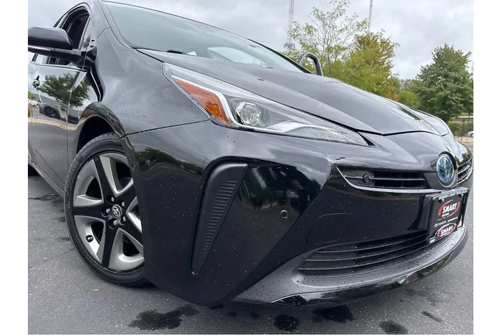 $15997 : 2019 Prius Limited image 7