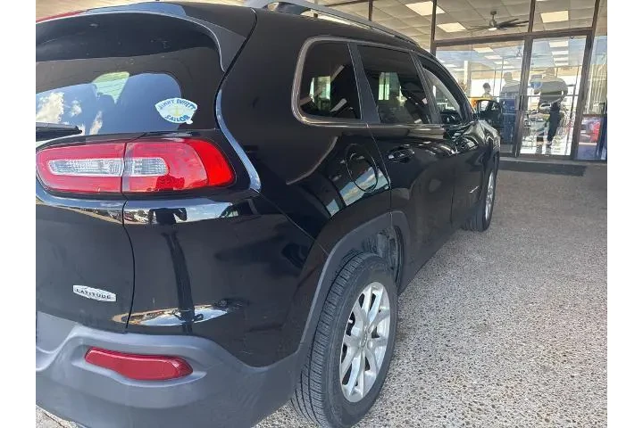 $11878 : Jeep Cherokee 2018 Latitude image 5