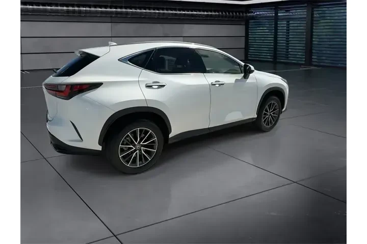 $39588 : Lexus NX 250 2024 Premium 4d image 8