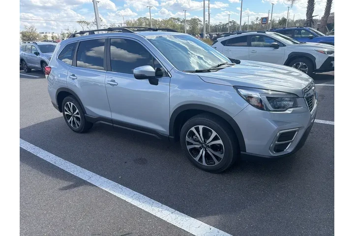 $25652 : Subaru Forester 2021 AWD Lim image 3
