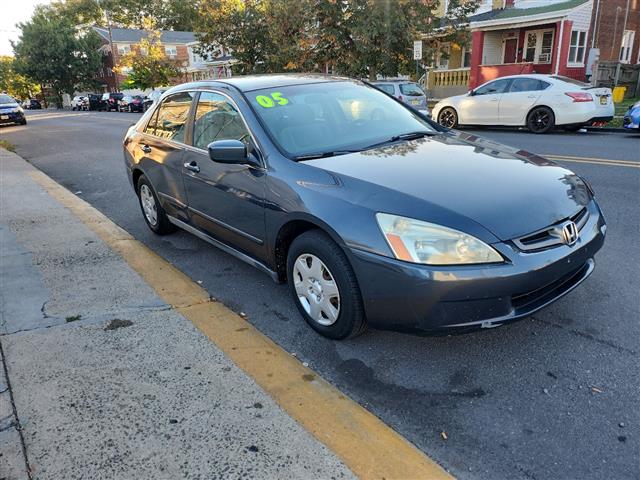 2005 Accord LX sedan AT image 7