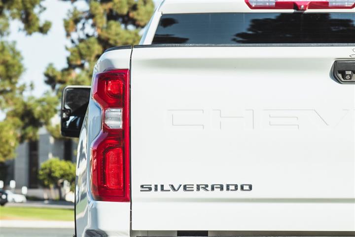 $59999 : 2023 Silverado 2500HD LTZ image 10