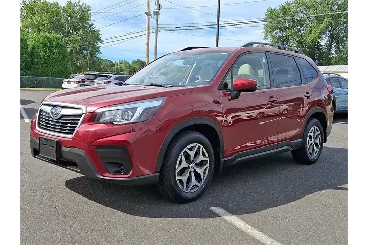 $21789 : Subaru Forester 2019 AWD Pre image 3