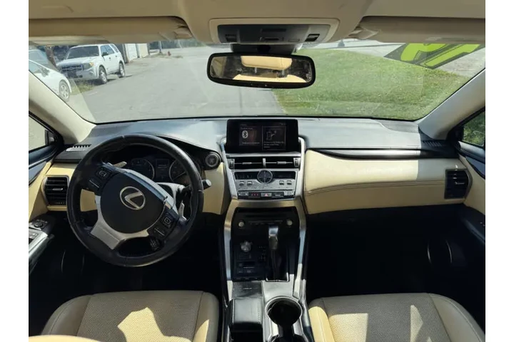 $13999 : 2019 NX 300 image 10