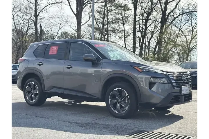 $21278 : Nissan Rogue 2025 SV 4dr Cro image 2