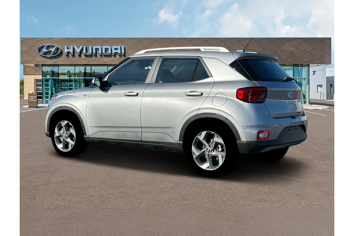 $19489 : Hyundai VENUE 2025 SEL 4dr C image 4