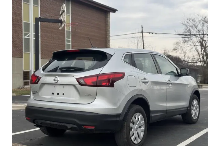 $9999 : 2019 Rogue Sport S image 6