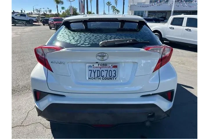 $12000 : Toyota C-HR 2018 XLE 4dr Cro image 5