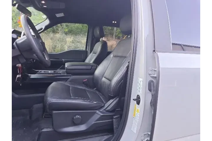 $37990 : Ford F-150 2023 4x4 Lariat 4 image 8