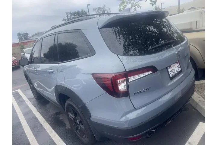 $31900 : Honda Pilot 2022 AWD TrailSp image 3