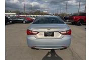 $6980 : 2013 Sonata 4dr Sdn 2.4L Auto thumbnail