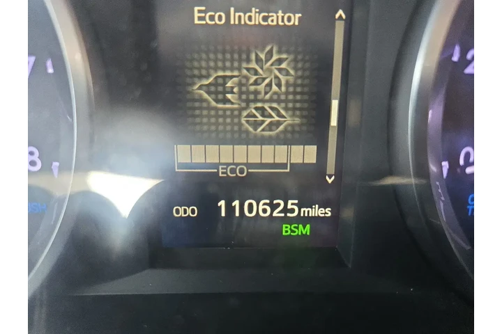 $20983 : Toyota Highlander 2019 LE 4d image 3