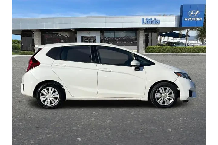 $11599 : Honda Fit 2017 LX 4dr Hatchb image 9